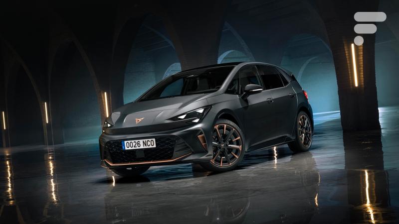 картинка ОБНОВЛЕННЫЙ CUPRA BORN НА ОФИЦИАЛЬНЫХ ФОТО: ЧЕМ УДИВИТ ВЕРСИЯ 240 КВТ от Свежаяшина.рф