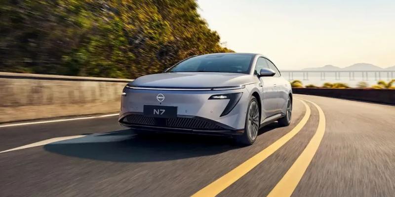 картинка NISSAN НАЧИНАЕТ ЭКСПОРТ ДЕШЕВЫХ АВТОМОБИЛЕЙ ИЗ КИТАЯ, СОЗДАННЫХ СОВМЕСТНО С DONGFENG от Свежаяшина.рф