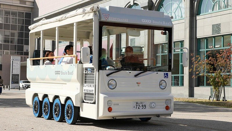 картинка В Японии начали курсировать электробусы на безвоздушных шинах от Свежаяшина.рф