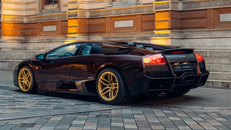 картинка Уникальный Lamborghini Murcielago с «механикой» и мизерным пробегом выставили на торги. от Свежаяшина.рф