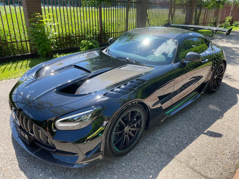 картинка На Авто.ру появился редкий Mercedes-AMG GT Black Series с мизерным пробегом. от Свежаяшина.рф